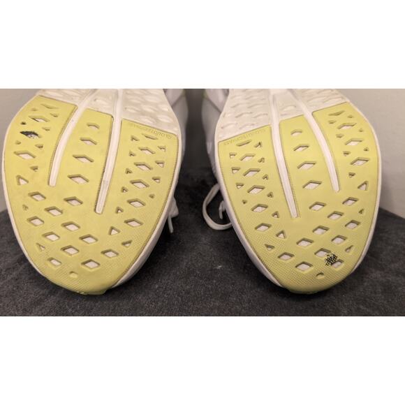 On Cloudsurfer outdoor athletic running shoes 8 - Picture 12 of 12